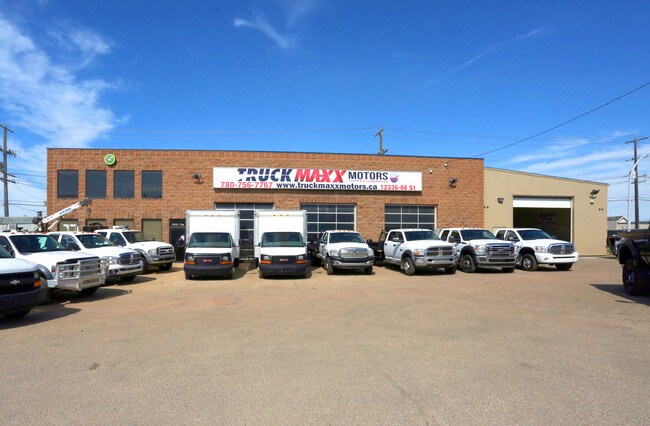 Plus de détails pour 12328 66 St NW, Edmonton, AB - Flex à vendre