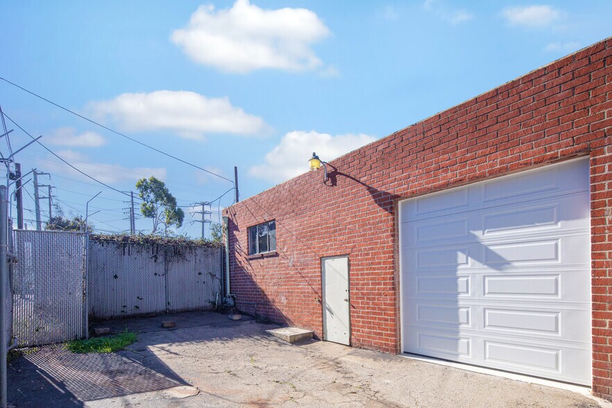 112 Penn St, El Segundo, CA à vendre - Photo du bâtiment - Image 2 de 14