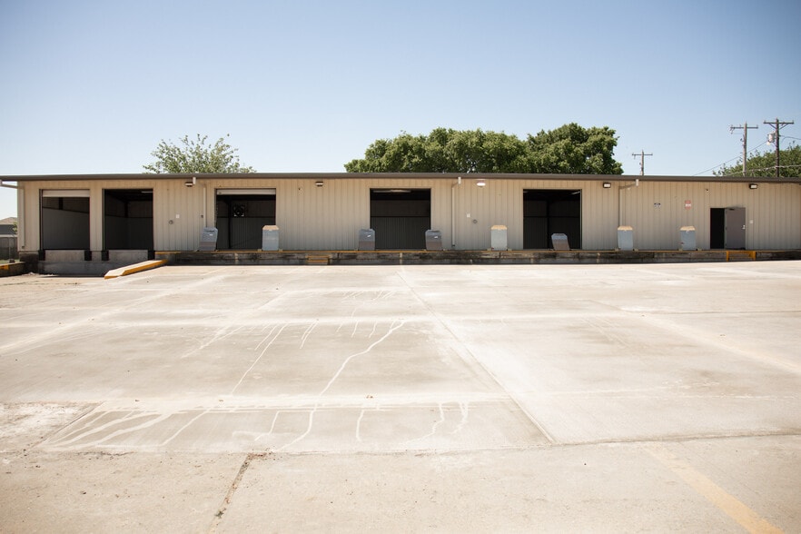 4809 Marshall St, Sherman, TX for lease - Building Photo - Image 2 of 10