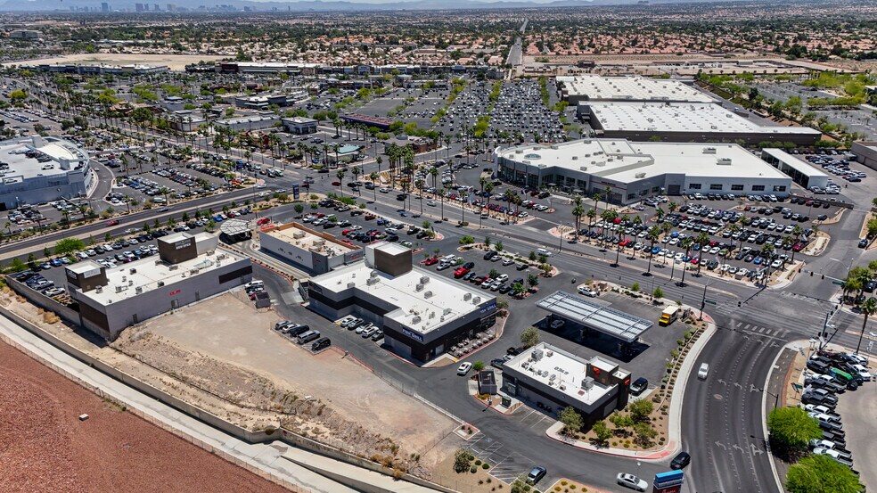6450 Centennial Center Blvd, Las Vegas, NV à louer - Aérien - Image 2 de 4