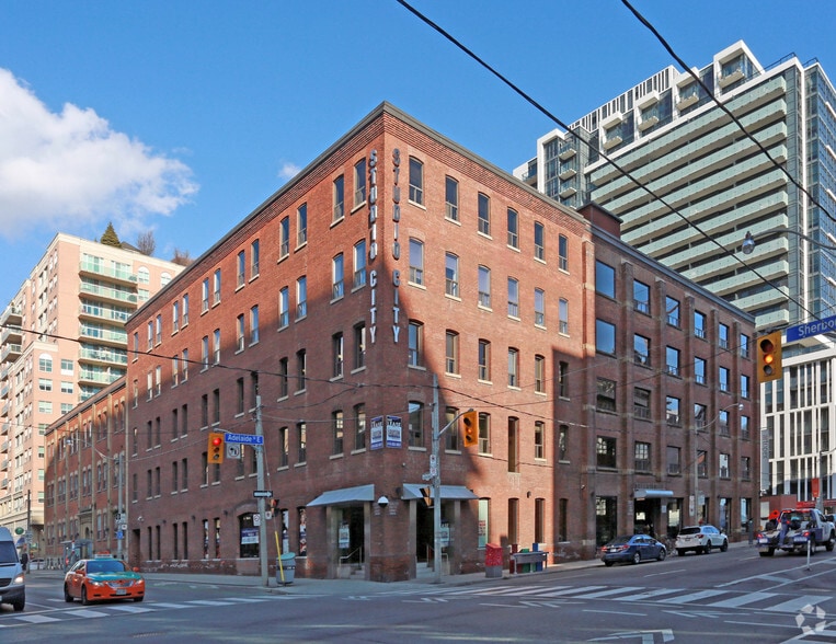 366 Adelaide St E, Toronto, ON for lease - Primary Photo - Image 1 of 3