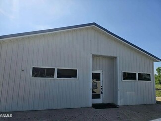 Plus de détails pour 507 Main St, Wildrose, ND - Spécialité à vendre