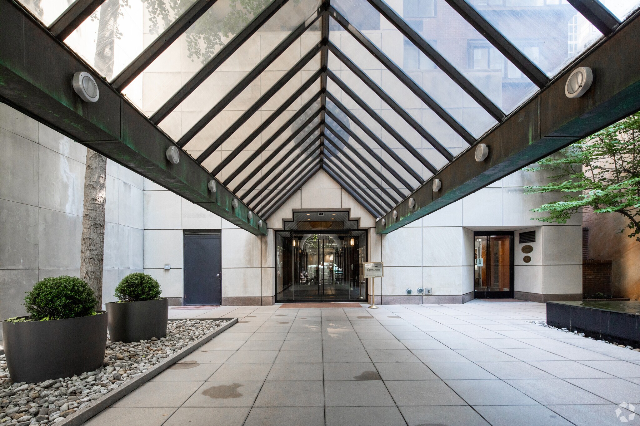 157 E 32nd St, New York, NY for sale Building Photo- Image 1 of 1