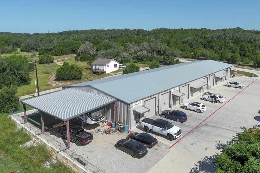 Spicewood Business Park portfolio of 3 properties for sale on LoopNet.ca - Building Photo - Image 3 of 7
