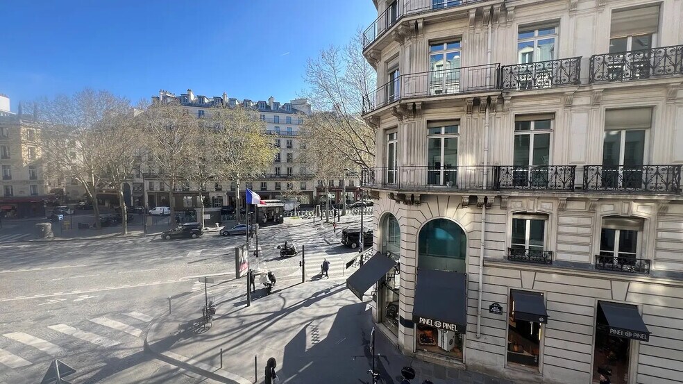 Bureau dans Paris à louer - Photo du bâtiment - Image 3 de 5