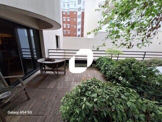 Plus de détails pour Bureau à vendre