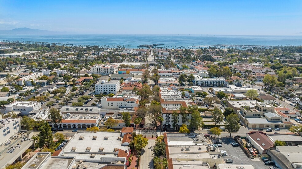601 State St, Santa Barbara, CA for sale - Aerial - Image 2 of 7