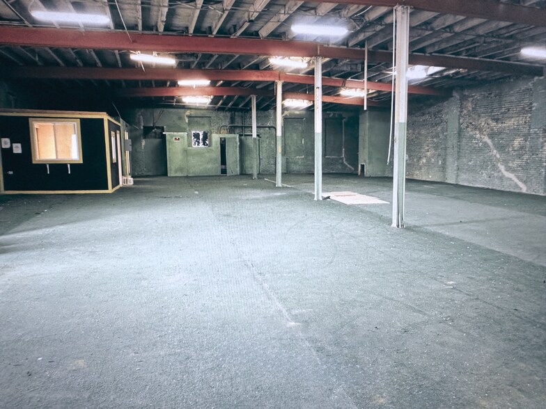 1725-1731 S 25th St, Philadelphia, PA à louer - Photo du bâtiment - Image 3 de 6