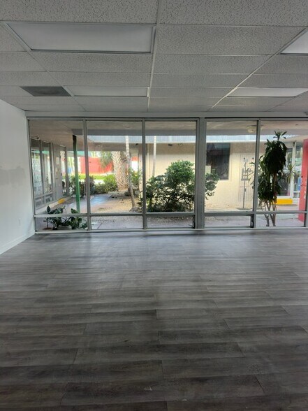 3000 E Commercial Blvd, Fort Lauderdale, FL à louer - Photo intérieure - Image 3 de 10