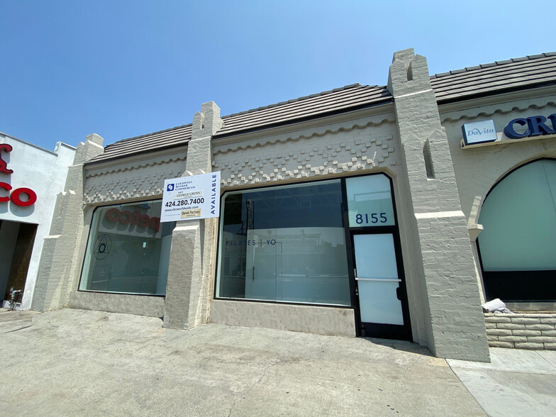 8151-8155 Beverly Blvd, Los Angeles, CA for lease - Building Photo - Image 3 of 5