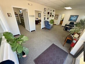 456 US Highway 22 W, Readington, NJ for lease Interior Photo- Image 2 of 4