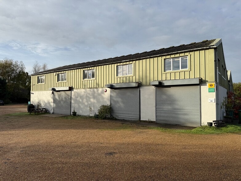 Mill Ln, Pulborough for lease - Building Photo - Image 1 of 13