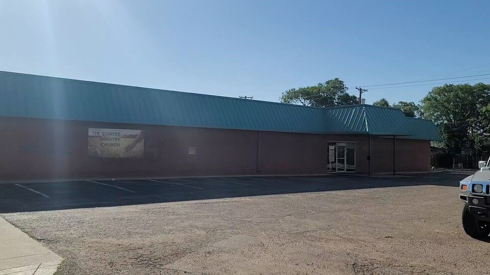 3206-3212 34th St, Lubbock, TX for lease - Commercial Listing Video - Image 2 of 9