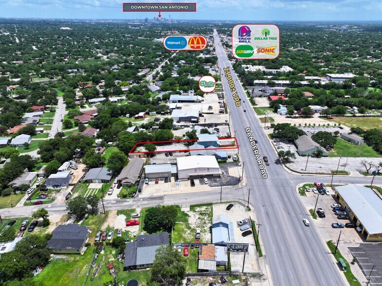 1278 Bandera Rd, San Antonio, TX à vendre - Photo du bâtiment - Image 2 de 25