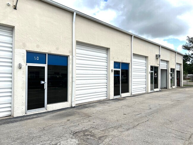 More details for 8254 Bama Ln, West Palm Beach, FL - Industrial for Lease