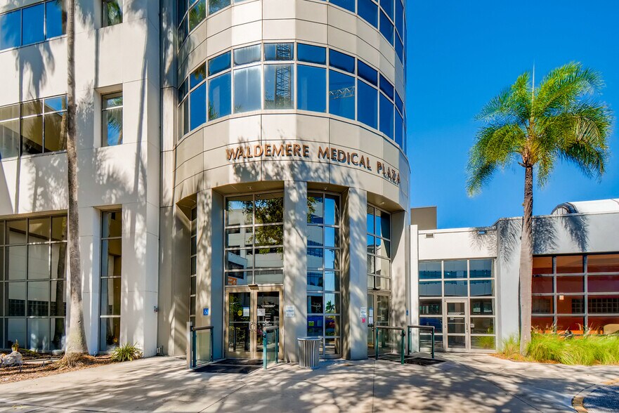 1921 Waldemere St, Sarasota, FL à louer - Photo du bâtiment - Image 2 de 19