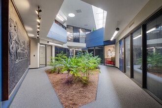 141 Market Place Dr, Fairview Heights, IL for sale Interior Photo- Image 2 of 9