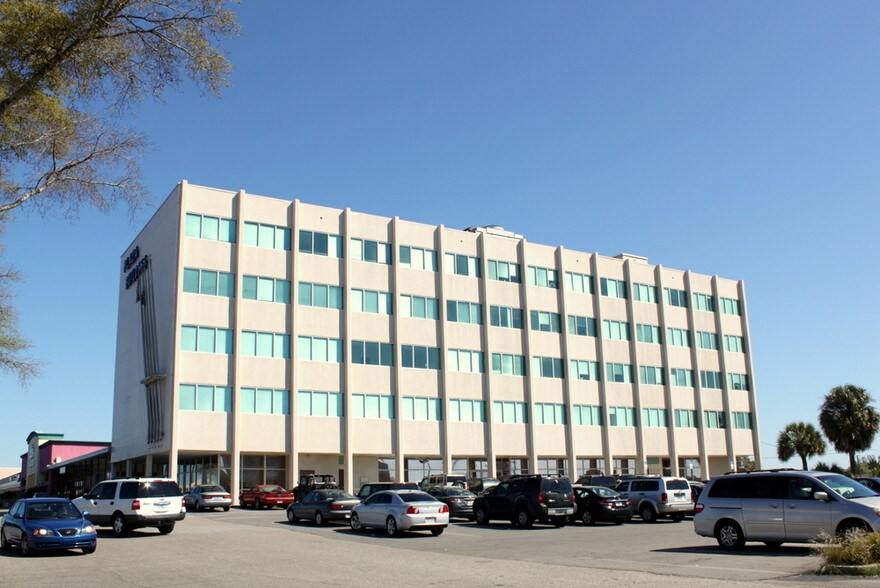 1720 W Fairfield Dr, Pensacola, FL à louer - Photo du bâtiment - Image 2 de 7