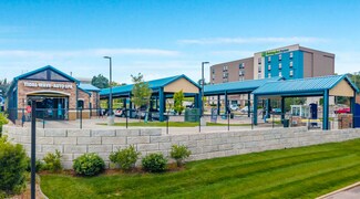 Plus de détails pour 8724 W Dodge Rd, Omaha, NE - Spécialité à vendre