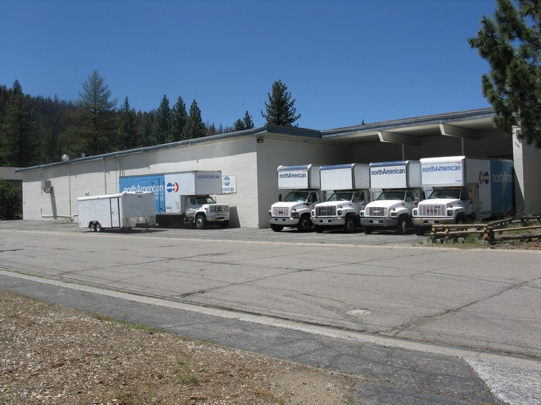 1606 Shop St, South Lake Tahoe, CA for lease - Building Photo - Image 3 of 9