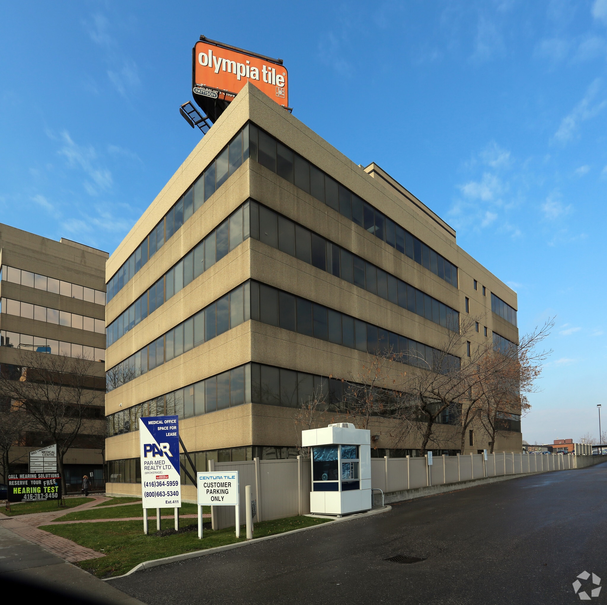 960 Lawrence Ave W, Toronto, ON for lease Primary Photo- Image 1 of 4