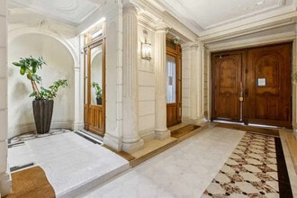 11 bis Rue Balzac, Paris for lease Lobby- Image 1 of 14