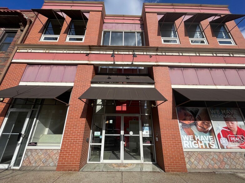 2325 E Carson St, Pittsburgh, PA à vendre - Photo du bâtiment - Image 2 de 35