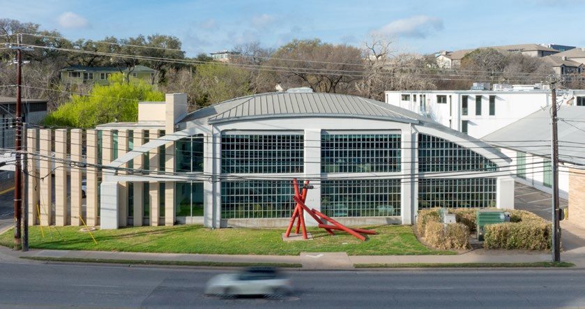 209 E Riverside Dr, Austin, TX for lease Primary Photo- Image 1 of 8