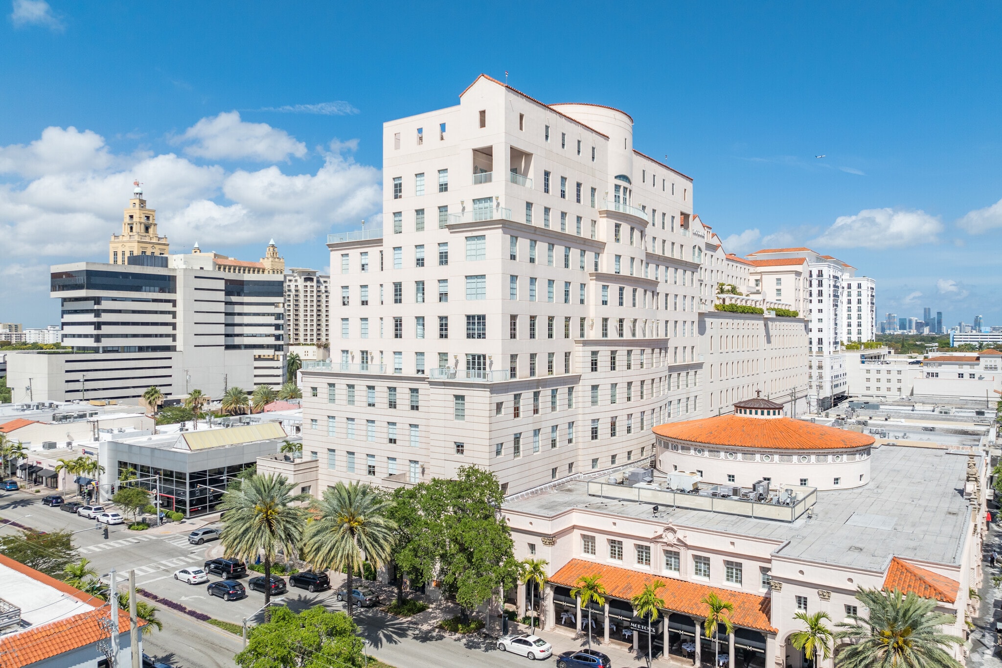 132-180 Aragon Ave, Coral Gables, FL for lease Building Photo- Image 1 of 17