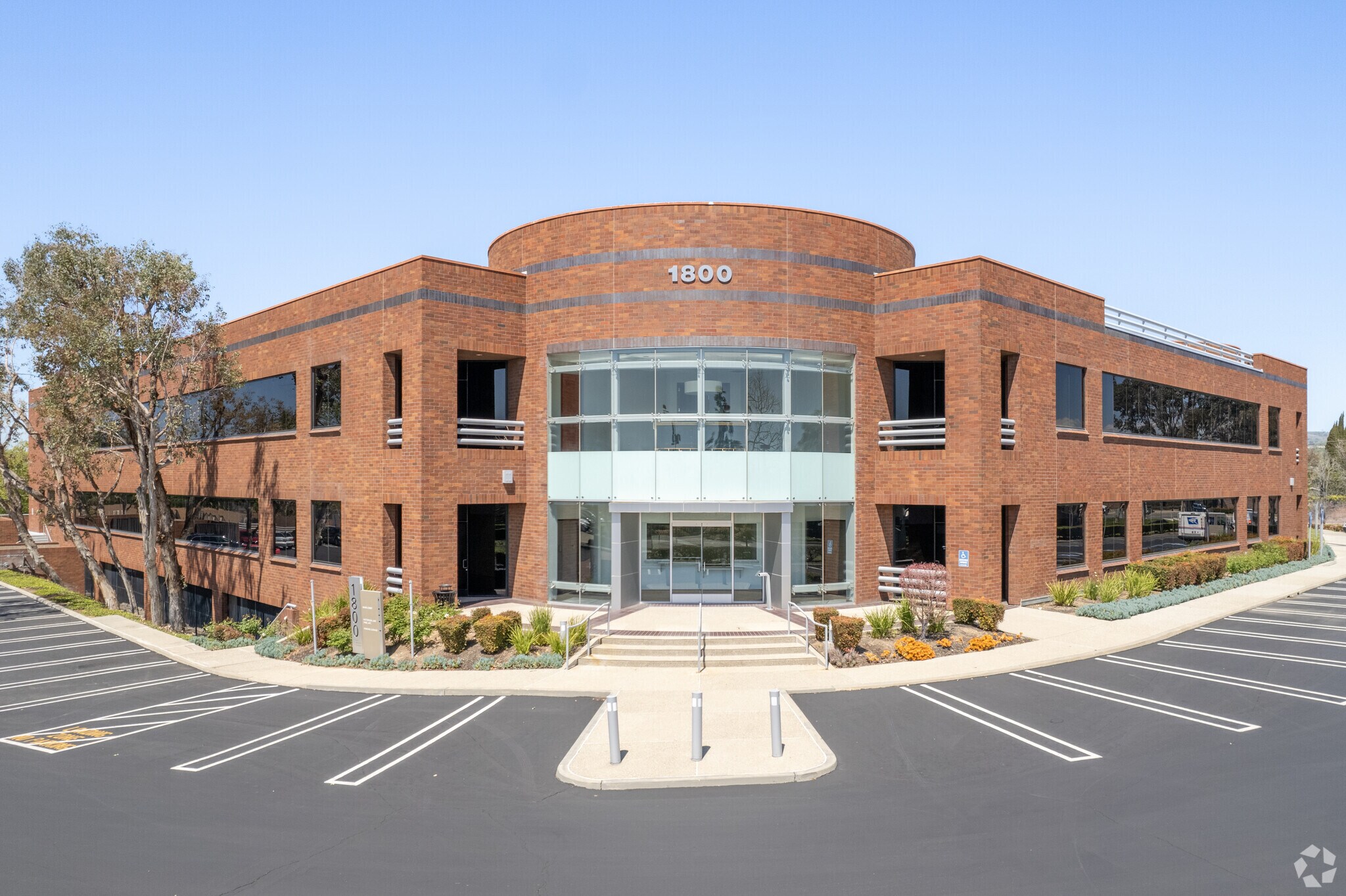 1800 E Imperial Hwy, Brea, CA à vendre Photo du bâtiment- Image 1 de 13