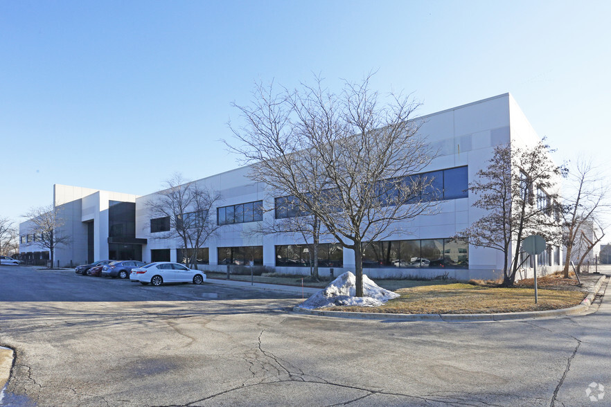 475 Bond St, Lincolnshire, IL à vendre - Photo du bâtiment - Image 1 de 1