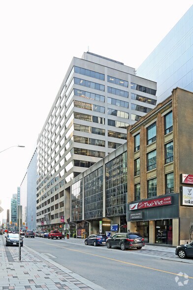 222-230 Queen St, Ottawa, ON à louer - Photo du bâtiment - Image 2 de 24