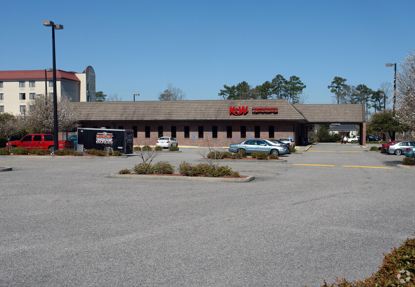 1621 Us-17 Hwy N, North Myrtle Beach, SC for sale - Primary Photo - Image 1 of 1