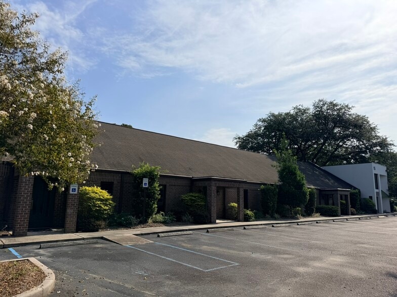 15 Gamecock Ave, Charleston, SC for lease - Building Photo - Image 3 of 7