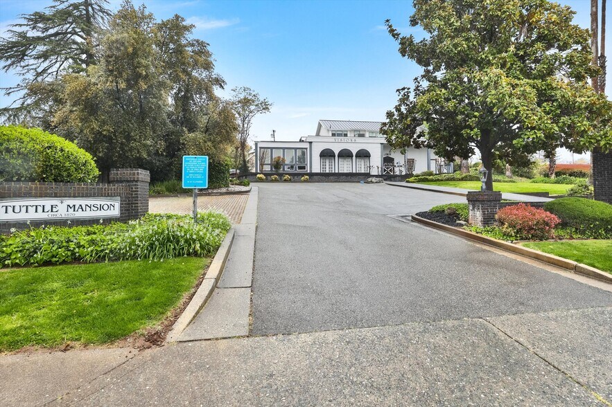 144 Reamer St, Auburn, CA à vendre - Photo du bâtiment - Image 1 de 30