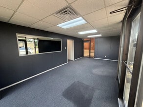 120 Taylor Plaza Dr, Greenville, TX for lease Interior Photo- Image 2 of 7
