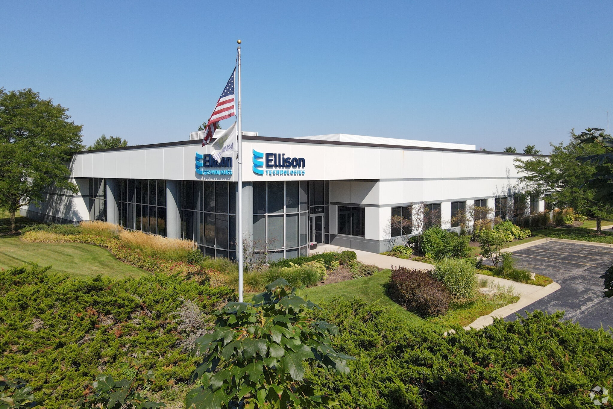 4630 Weaver Pky, Warrenville, IL for sale Primary Photo- Image 1 of 10