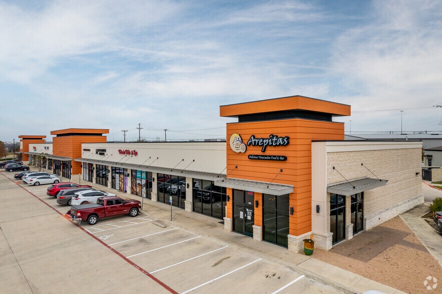 3200 Greenlawn Blvd, Round Rock, TX à louer - Photo du bâtiment - Image 1 de 18