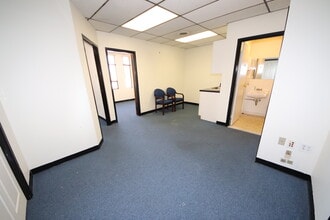 8508 Loch Raven Blvd, Towson, MD for lease Interior Photo- Image 1 of 11