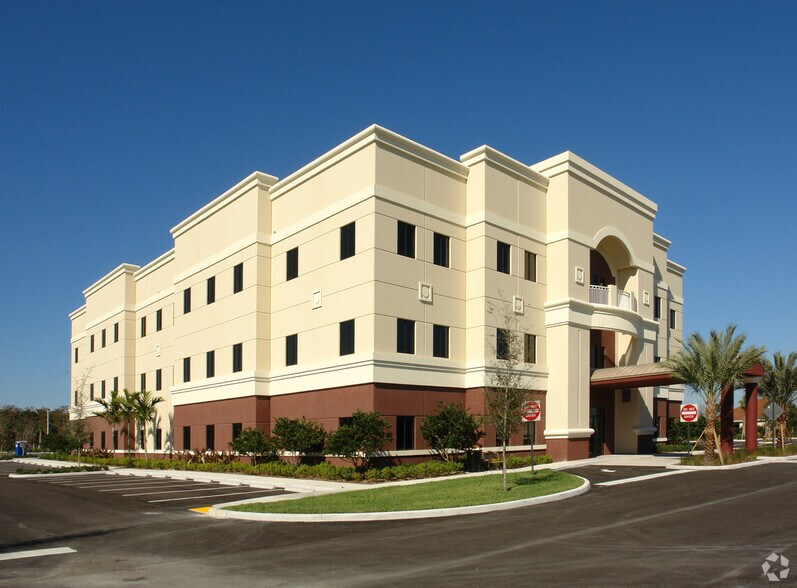 3319 State Road 7, Wellington, FL à vendre - Photo du bâtiment - Image 3 de 34