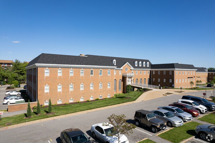 522 N New Ballas Rd, Creve Coeur, MO à louer - Photo du bâtiment - Image 3 de 7