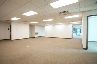 29755-29757 SW Boones Ferry Rd, Wilsonville, OR for lease Building Photo- Image 2 of 10