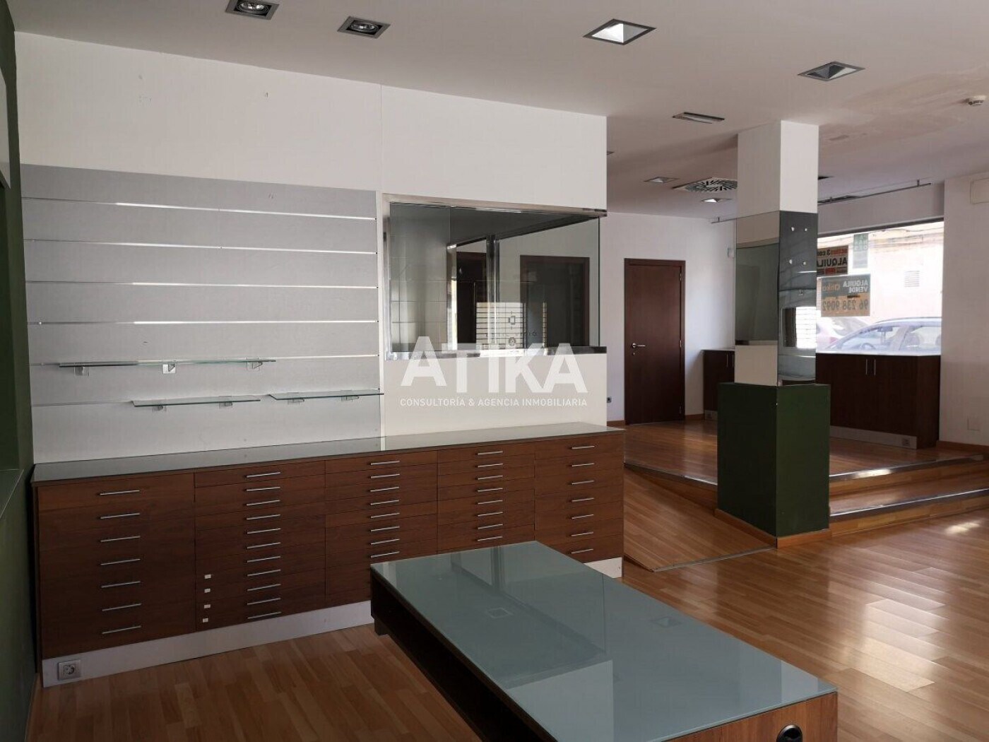 Commerce de détail dans Ontinyent, Valencia à vendre Photo intérieure- Image 1 de 17