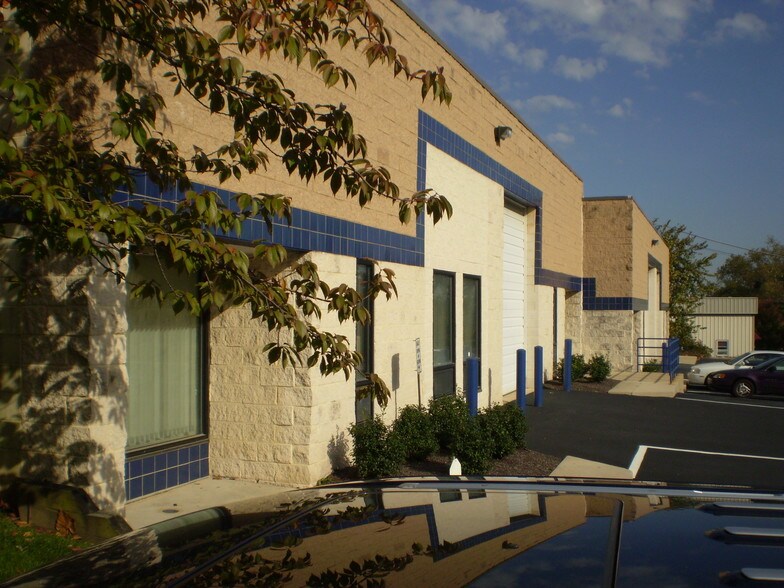 2485 Yellow Springs Rd, Malvern, PA à louer - Photo du bâtiment - Image 3 de 10