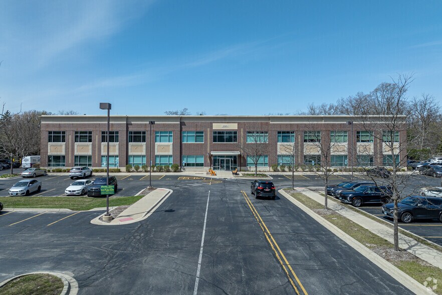 2323 Naperville Rd, Naperville, IL à louer - Photo du bâtiment - Image 2 de 6