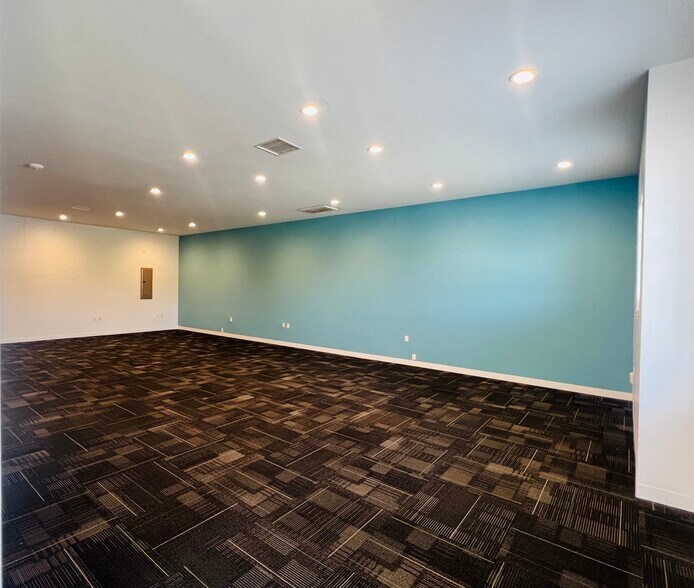 1213 N Green Ave, Purcell, OK à louer - Photo du bâtiment - Image 3 de 9