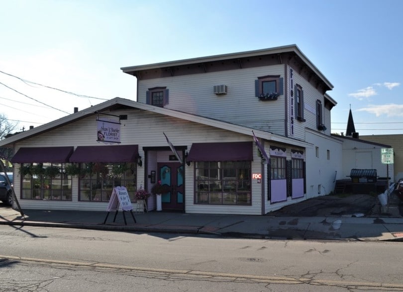 31-33 Clinton Ave, Cortland, NY for sale - Building Photo - Image 2 of 2