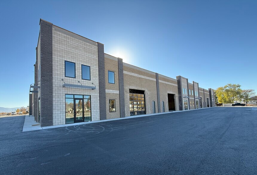 3155 W Center St, Provo, UT à louer - Photo du bâtiment - Image 3 de 4