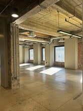 523 W 6th St, Los Angeles, CA for lease Interior Photo- Image 1 of 4