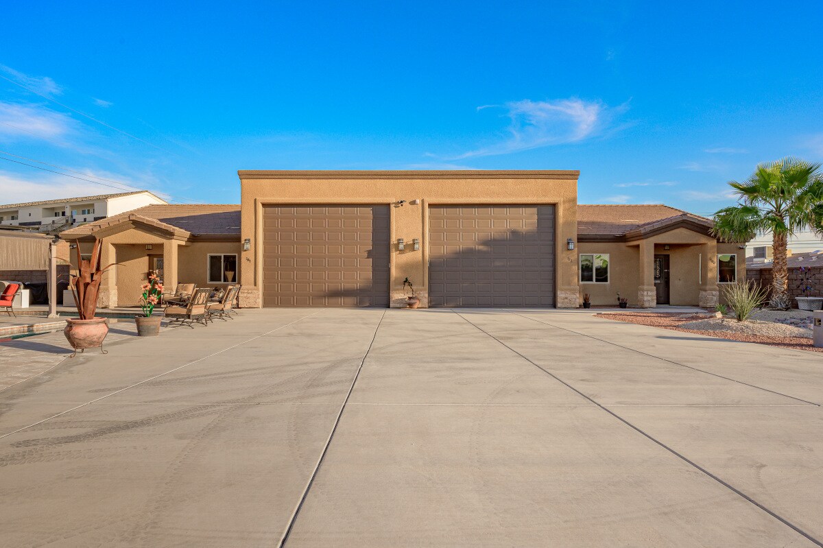 1100 Rolling Hills Dr, Lake Havasu City, AZ à vendre Photo principale- Image 1 de 8